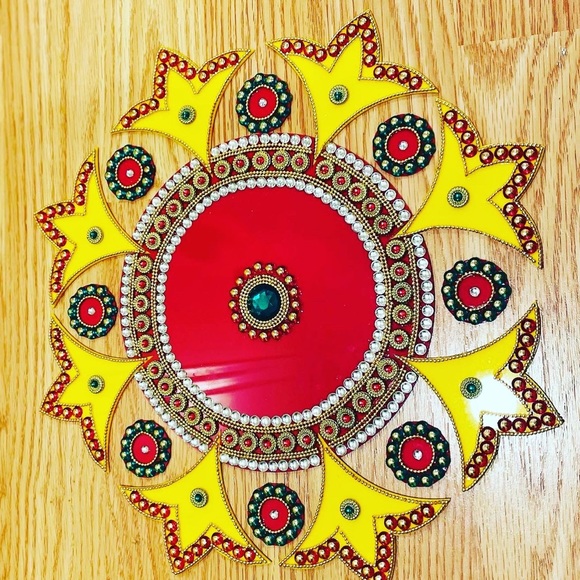 Acrylic Rangoli - Picture 5 of 8